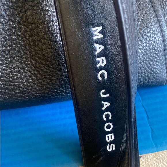 Marc Jacobs Black Pebbled Leather Tote - Picture 2 of 11